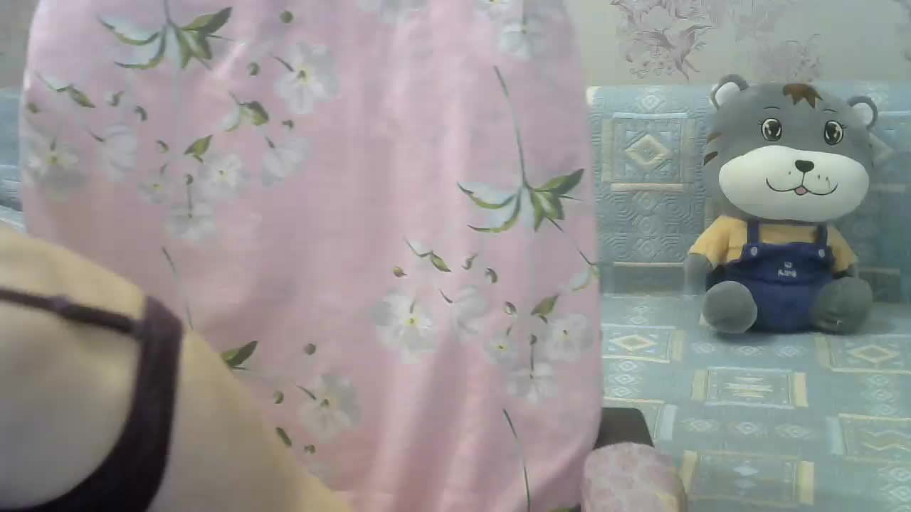 Red-Rose-777 Adult Chat August 15, 2025