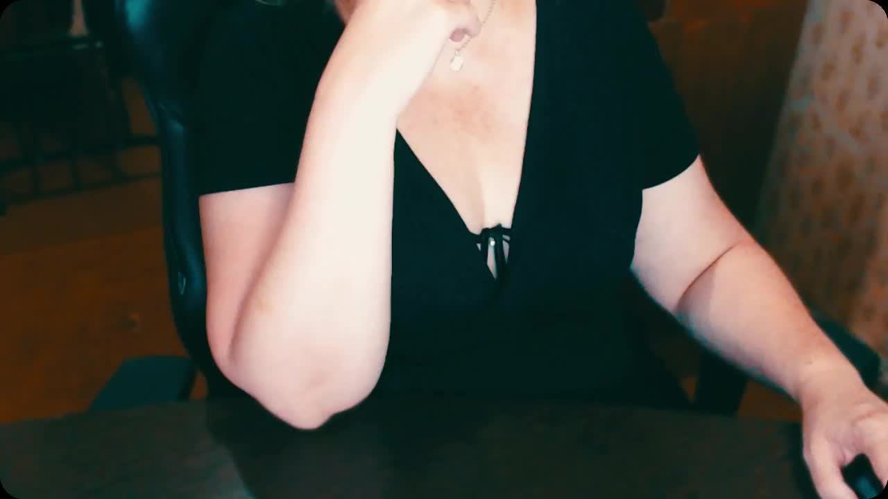 Alisa1917 Adult Chat August 15, 2025