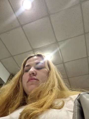 LianaJu Adult Chat August 15, 2025