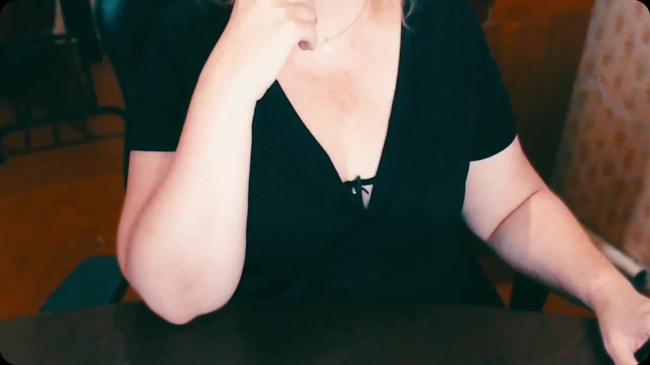 Alisa1917 Adult Chat August 15, 2025