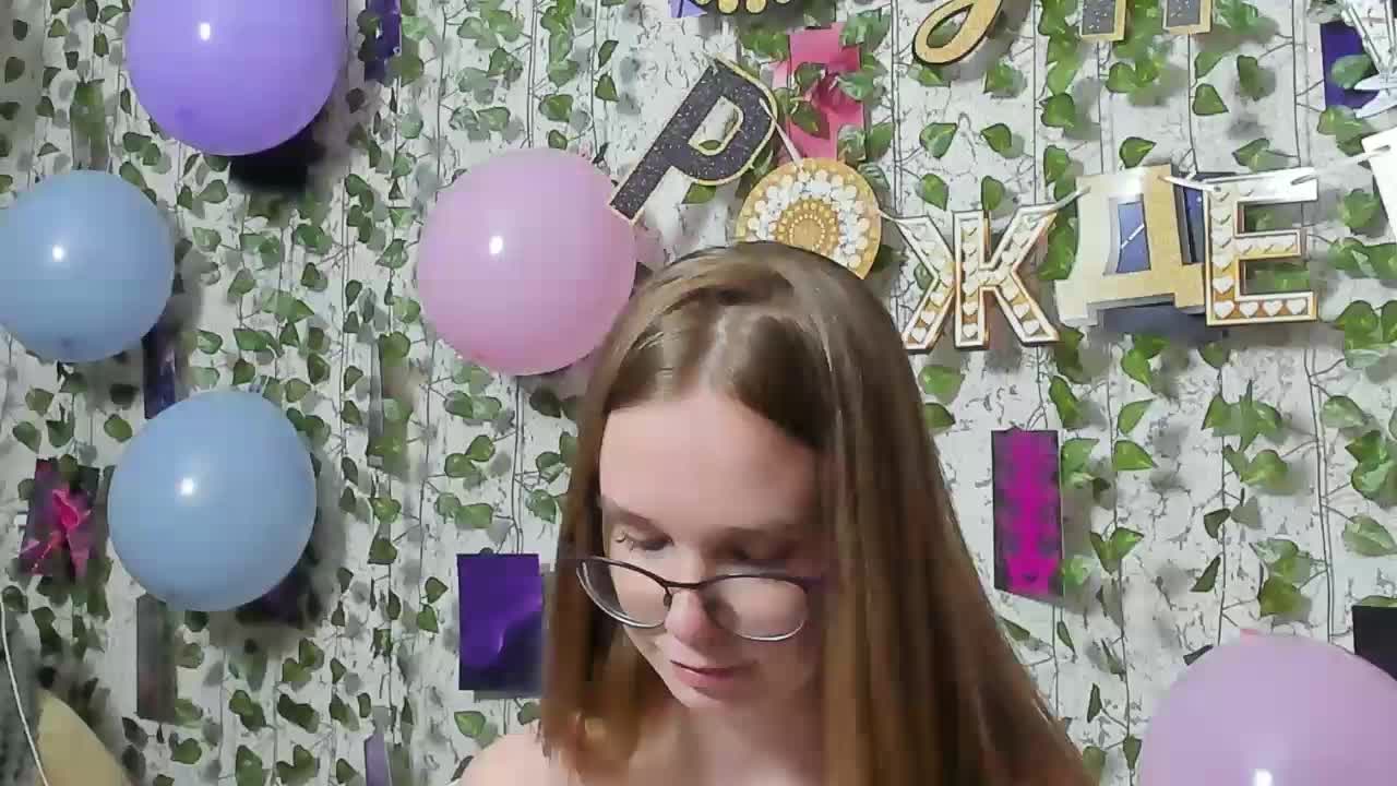 Stacey-Kiss Adult Chat August 15, 2025