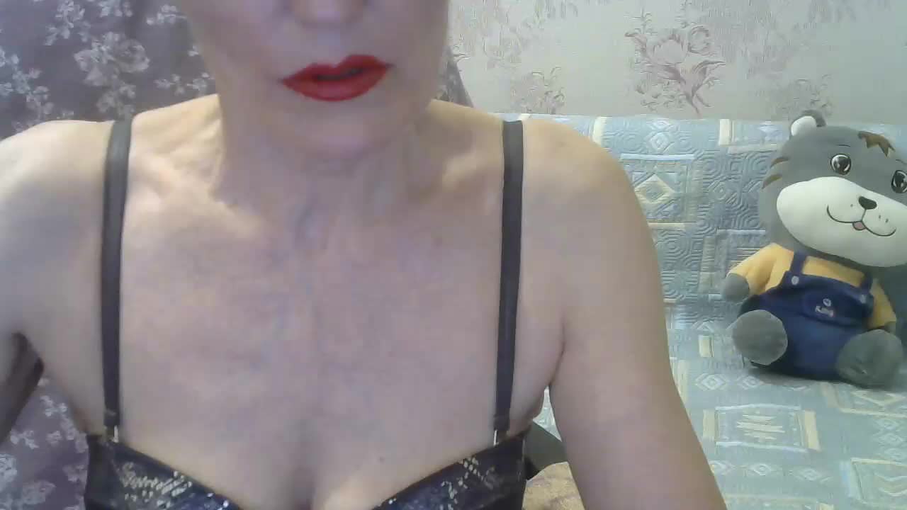 Red-Rose-777 Adult Chat August 15, 2025