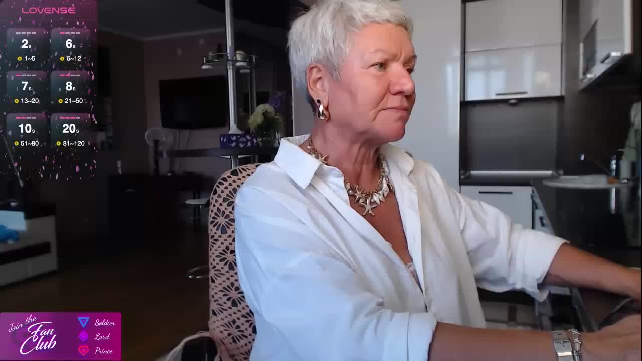 roxana-brooks Adult Chat August 15, 2025