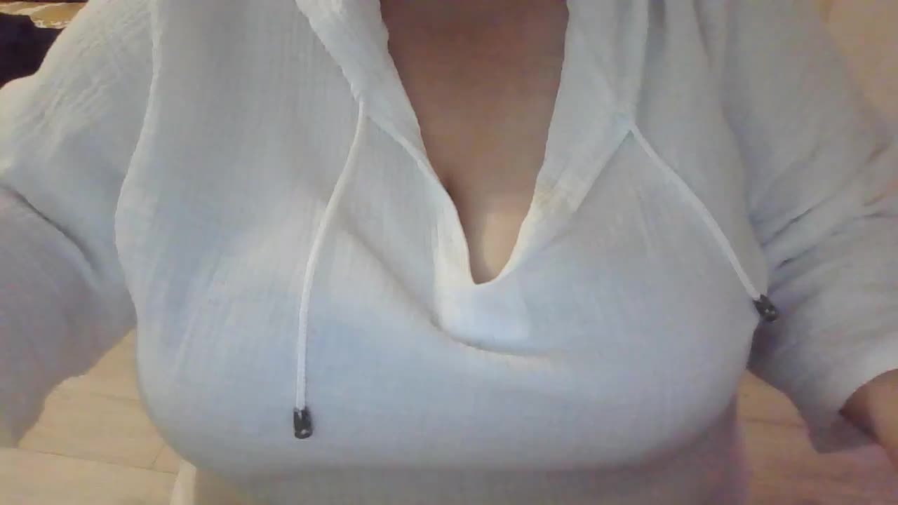 Tvoya_Matematichka Adult Chat August 15, 2025