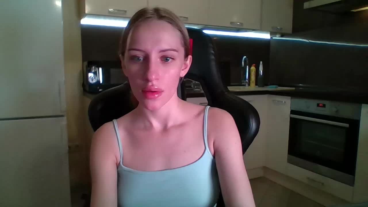 weaksii Adult Chat August 15, 2025