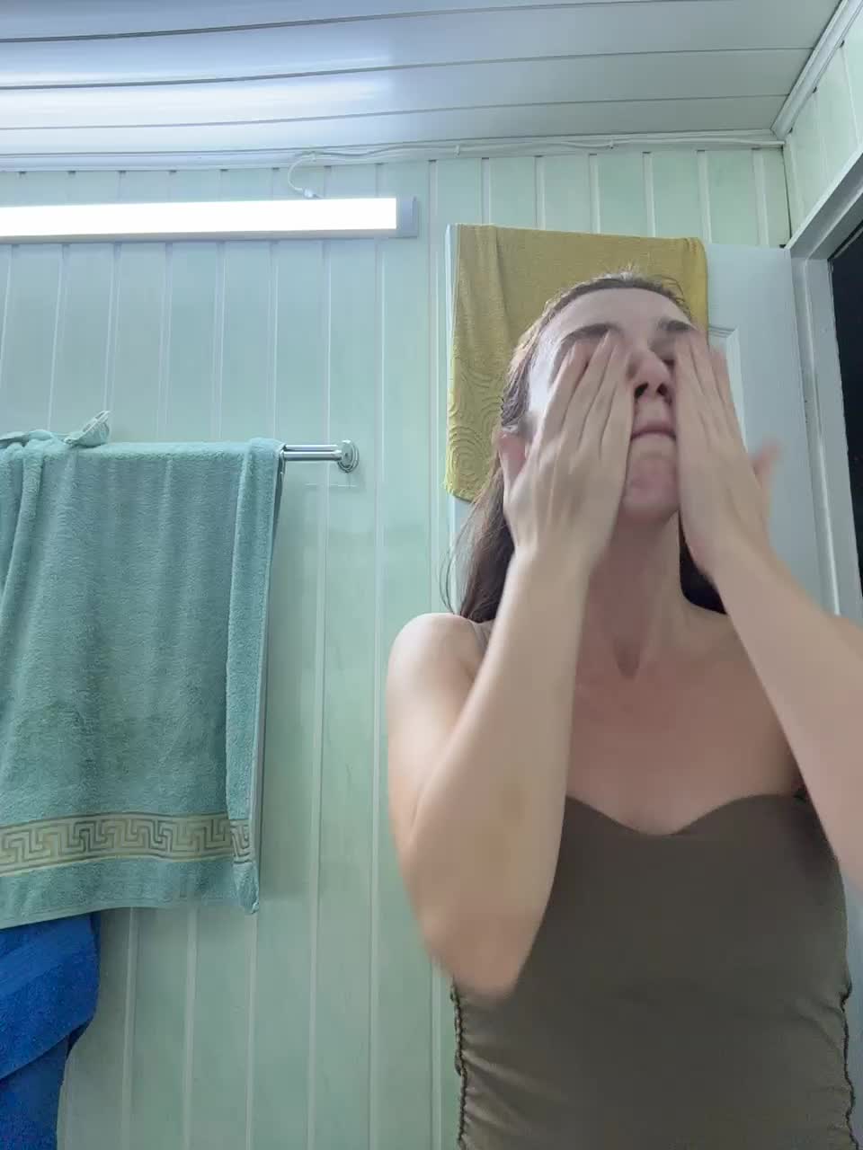 pizzahott Adult Chat August 15, 2025