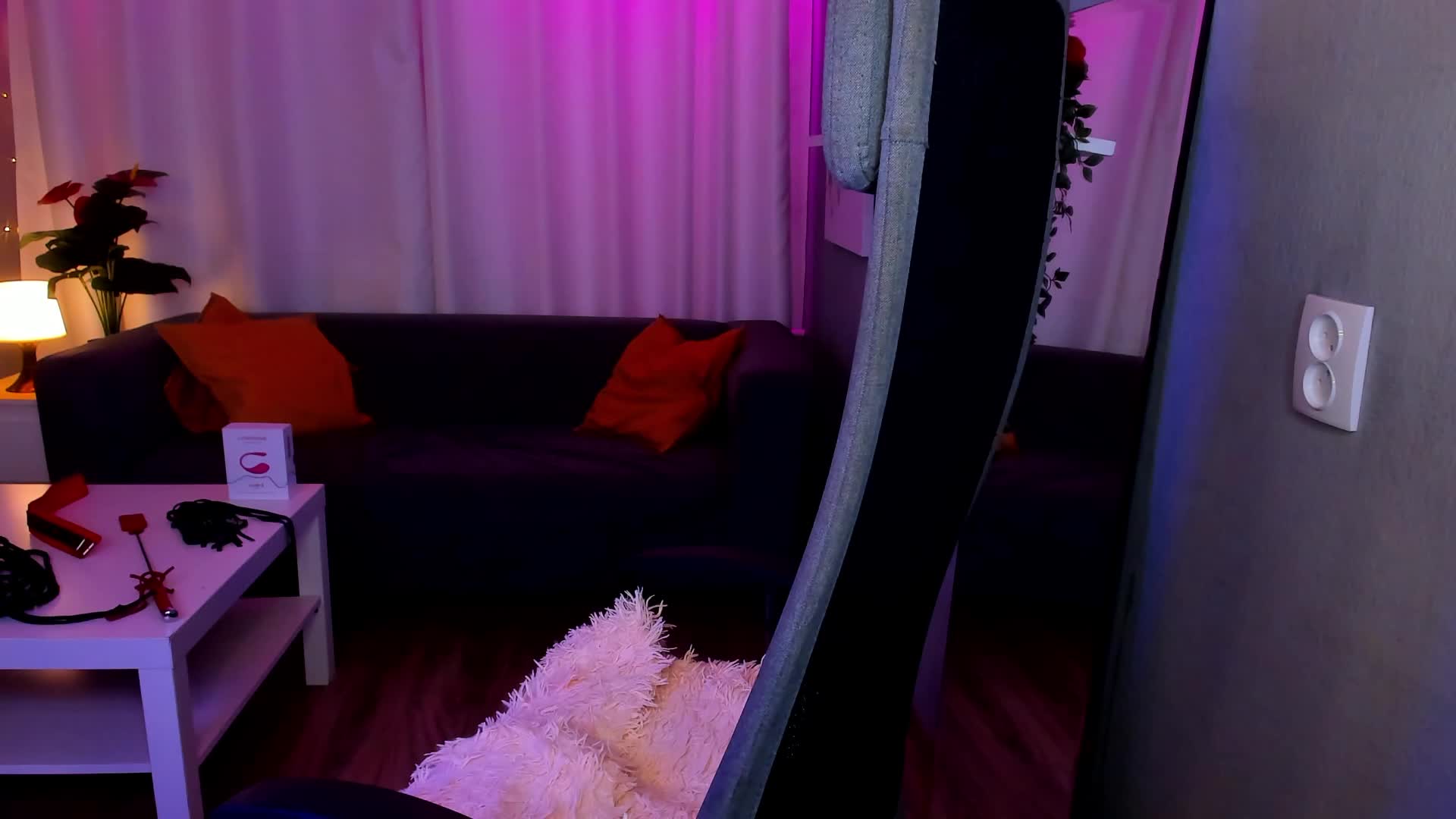 lika-haris Adult Chat August 15, 2025