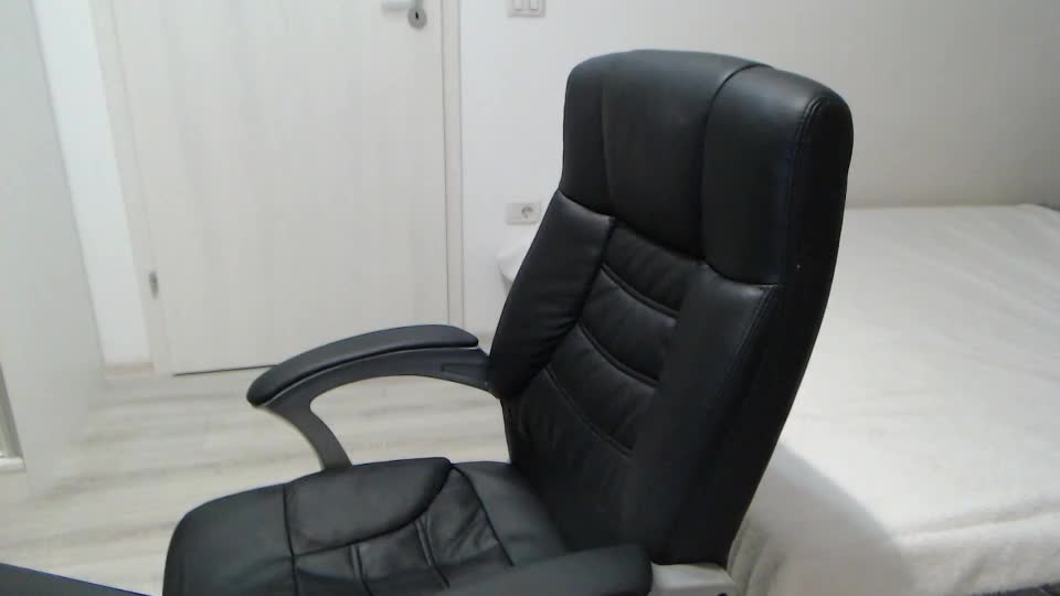 blue_eyes96 Adult Chat August 15, 2025