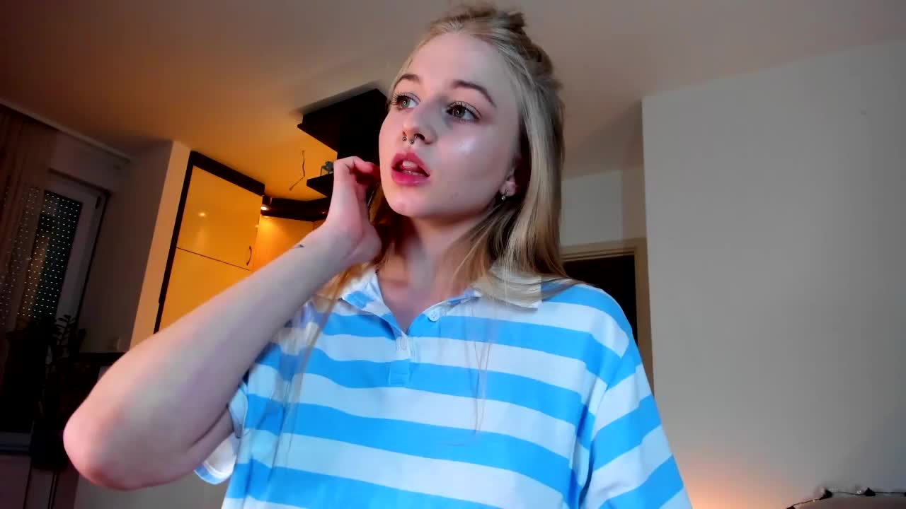 MiaMeowa Adult Chat August 15, 2025