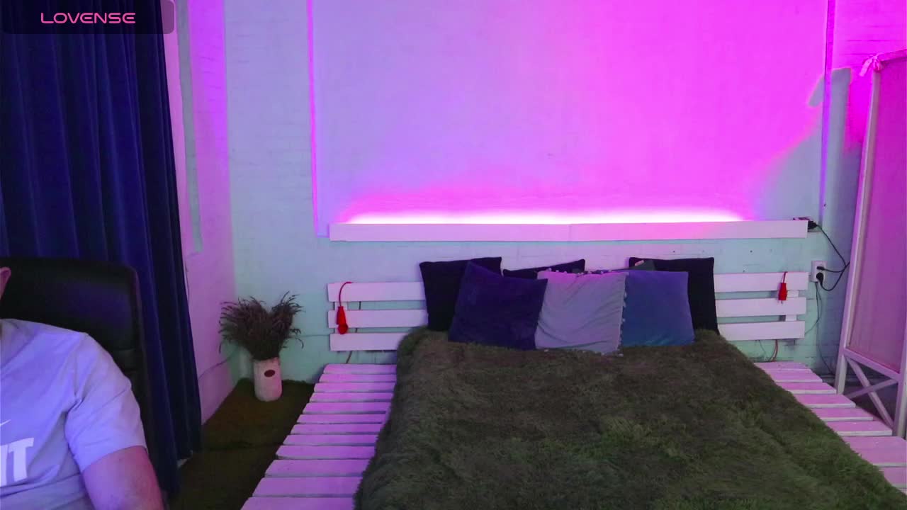 AlisaAleks Adult Chat August 15, 2025