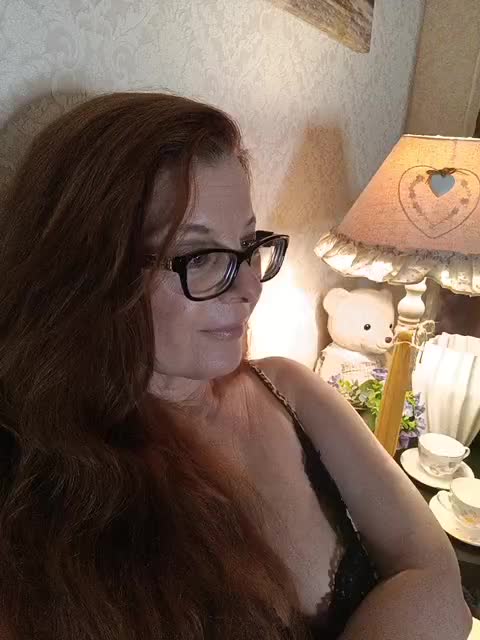 HelenBerg Adult Chat August 15, 2025