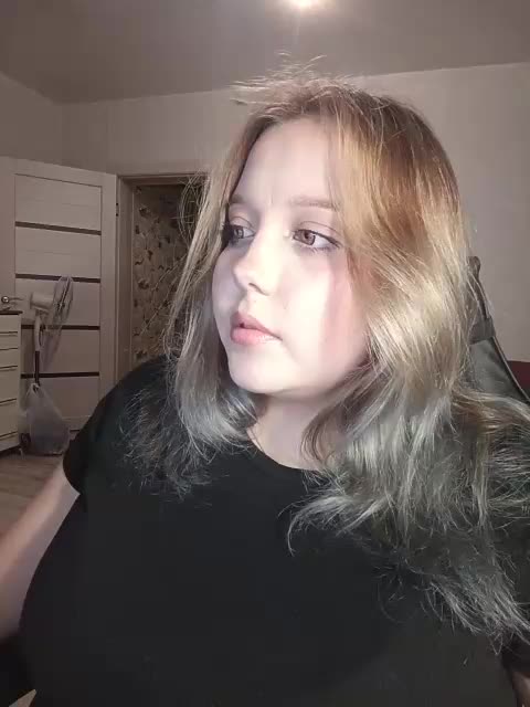 Vaverina Adult Chat August 15, 2025