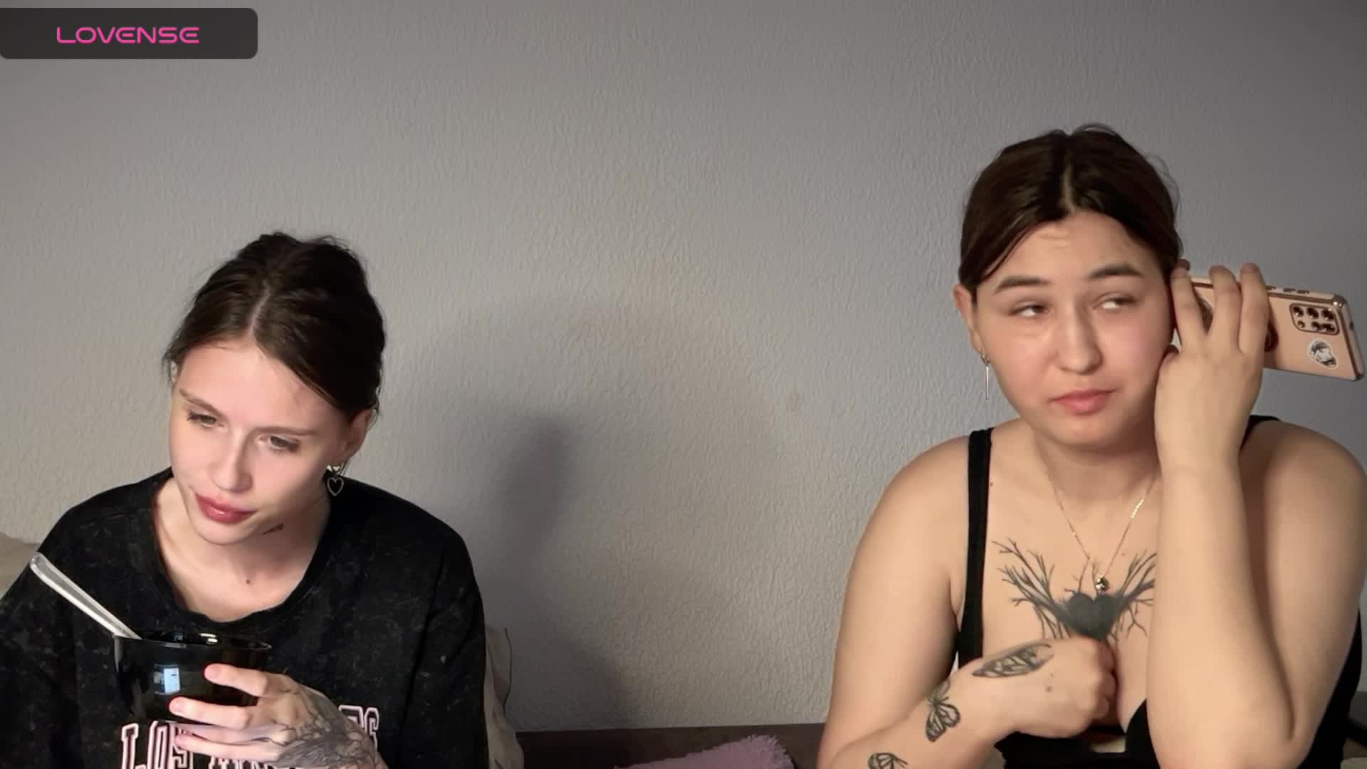 ZoyaVikki Adult Chat August 15, 2025