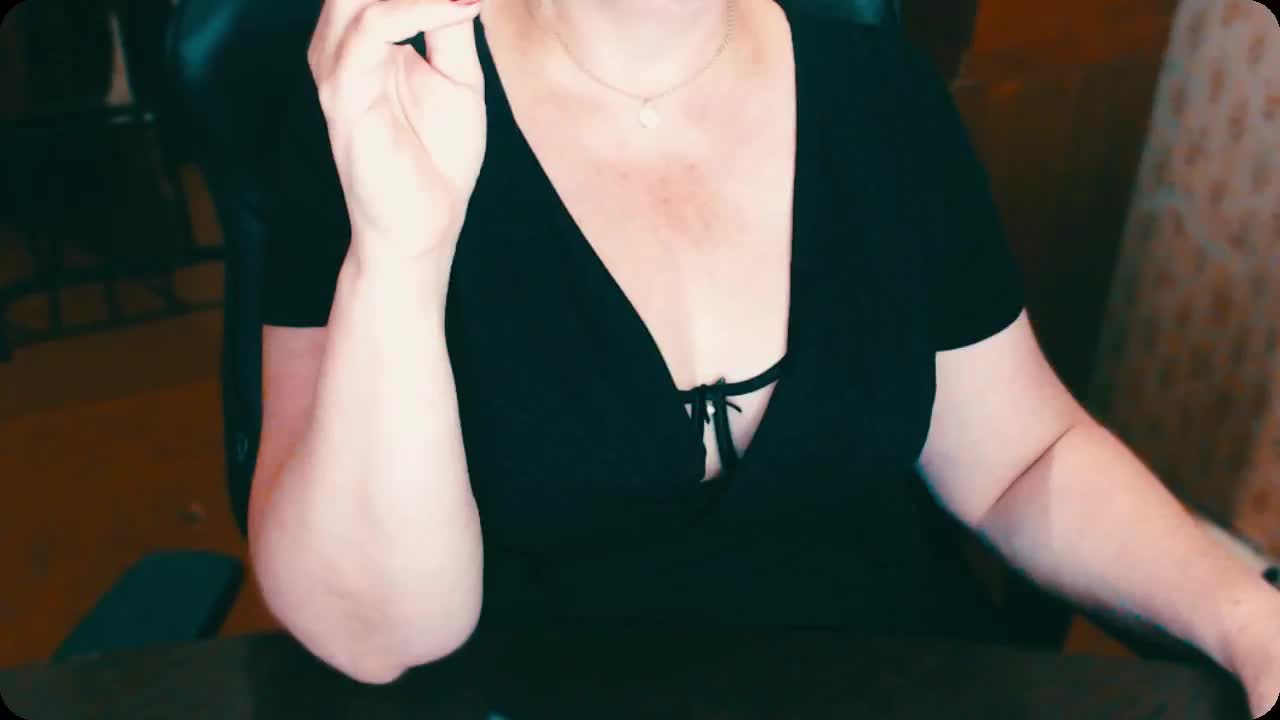 Alisa1917 Adult Chat August 15, 2025