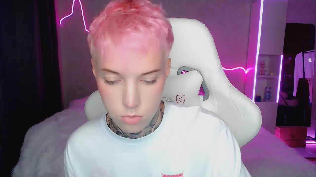 tezes Adult Chat August 15, 2025