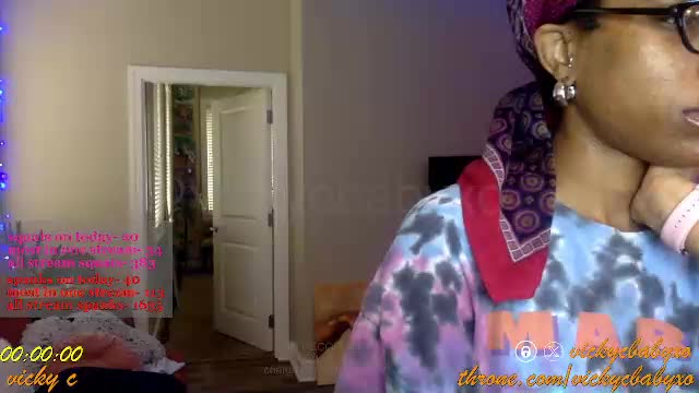 viiickyyy Adult Chat August 15, 2025