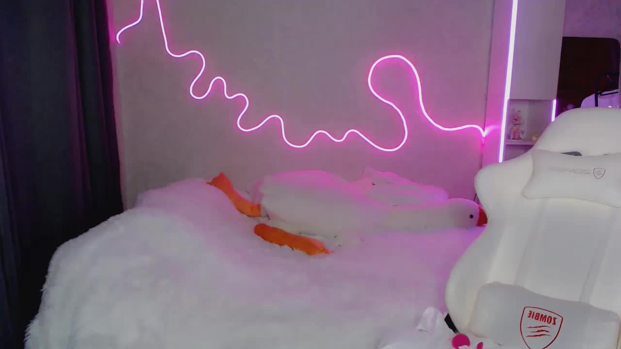 tezes Adult Chat August 15, 2025