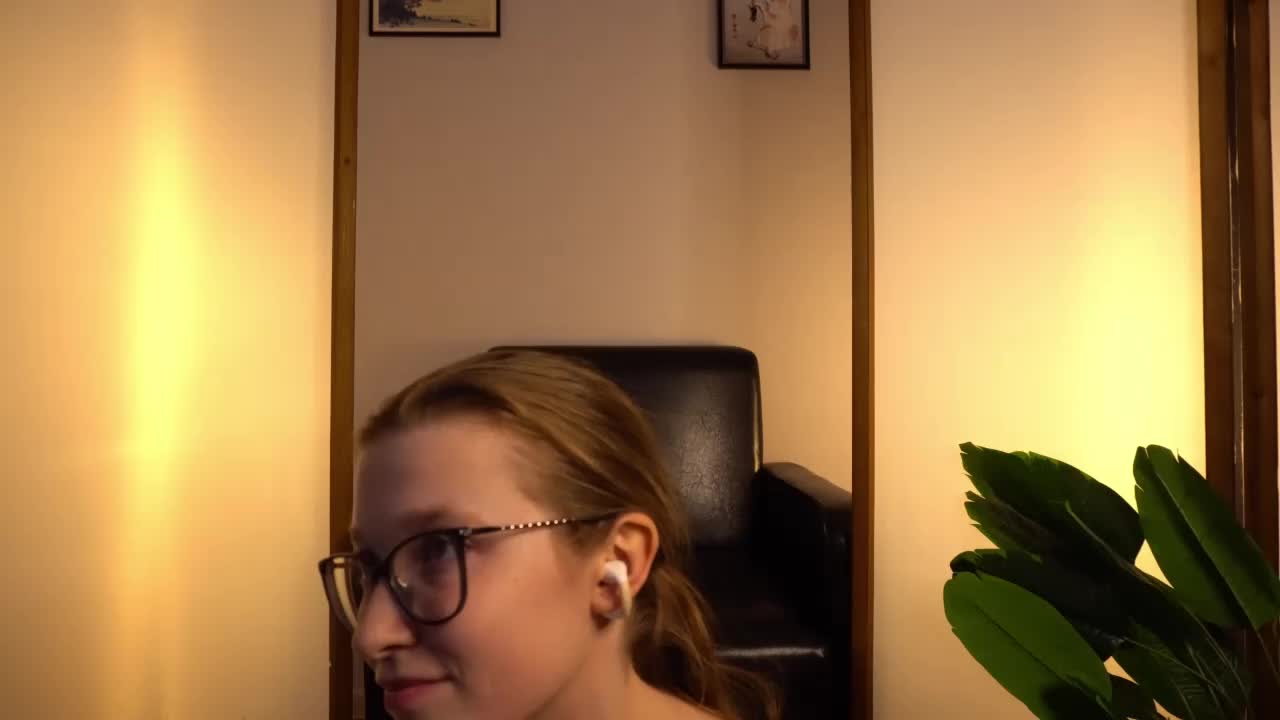 mariaro Adult Chat August 15, 2025