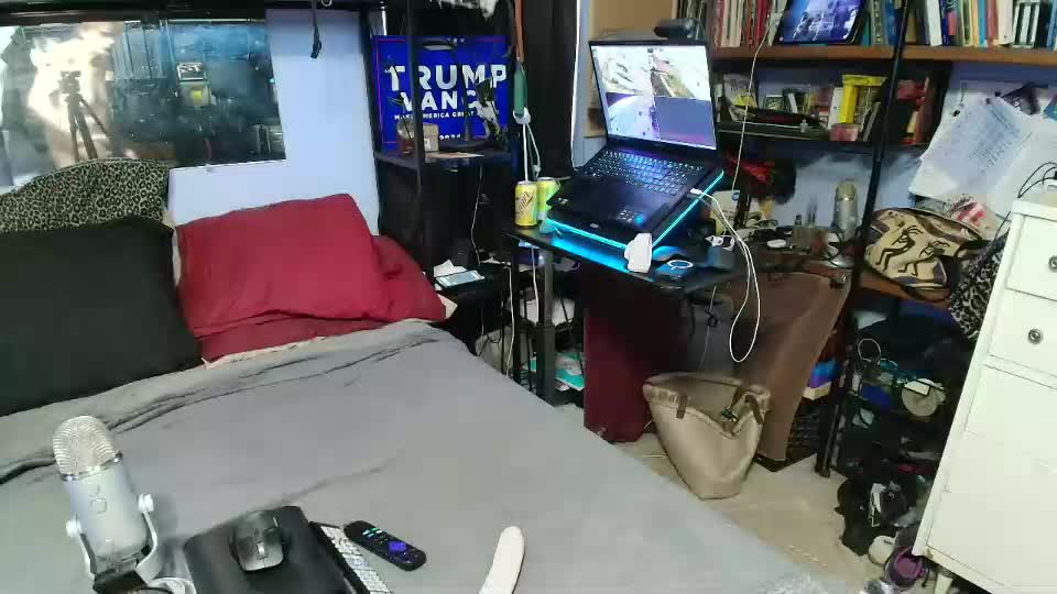 pink_black Adult Chat August 15, 2025