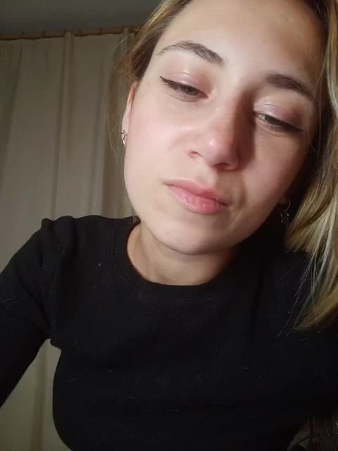 MilkyGirl Adult Chat August 15, 2025