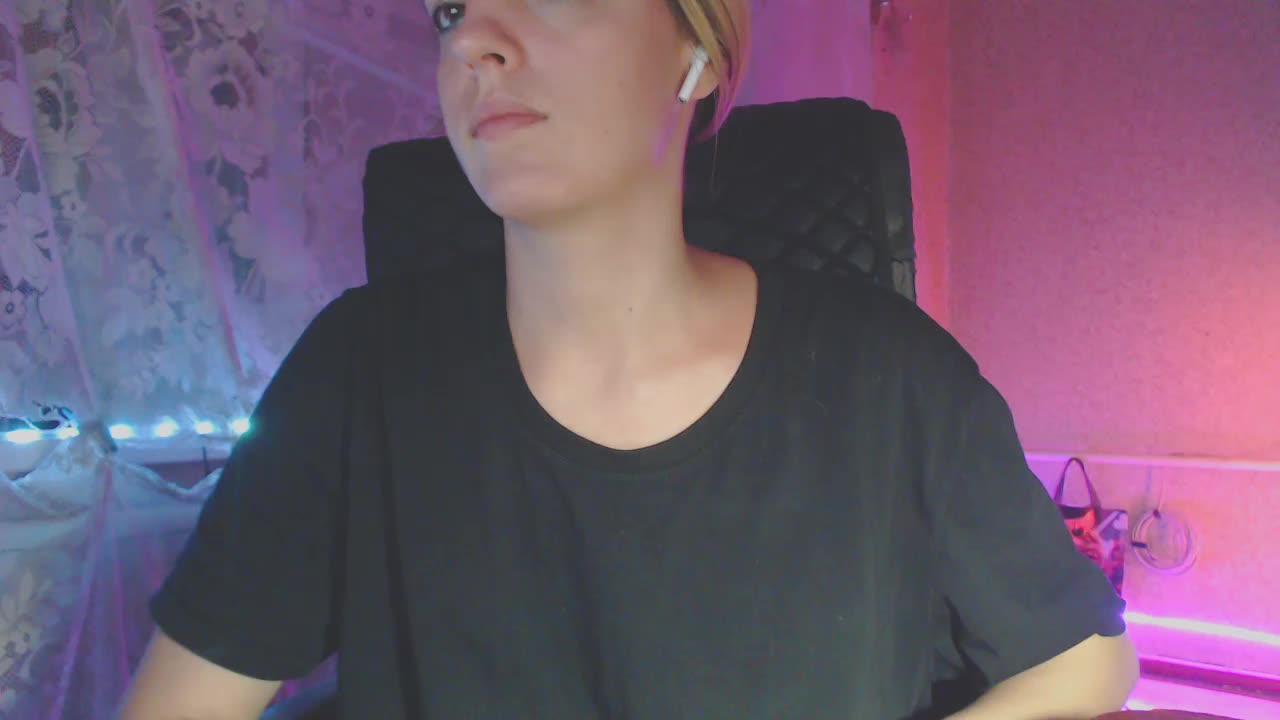 Babymuro4ka Adult Chat August 15, 2025