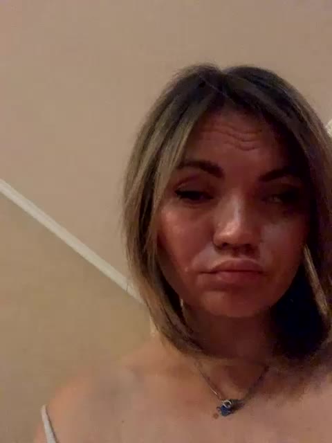 Ella-Pearlie Adult Chat August 15, 2025