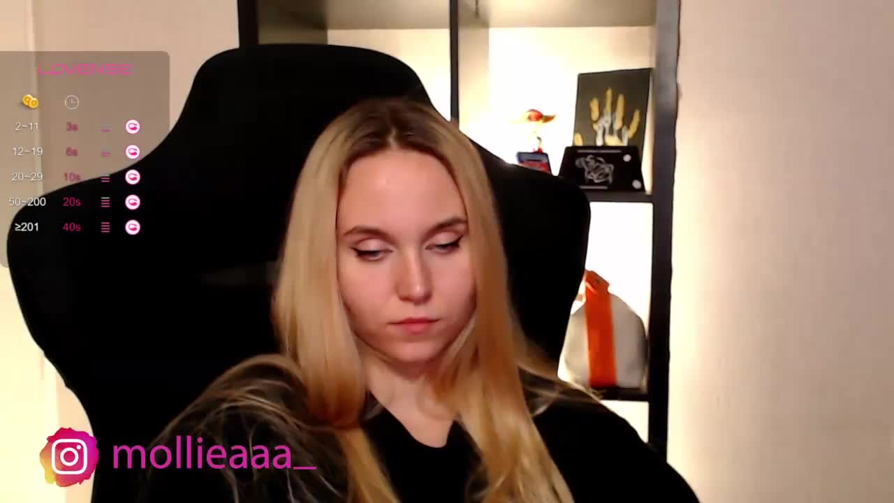 Molliea Adult Chat August 15, 2025