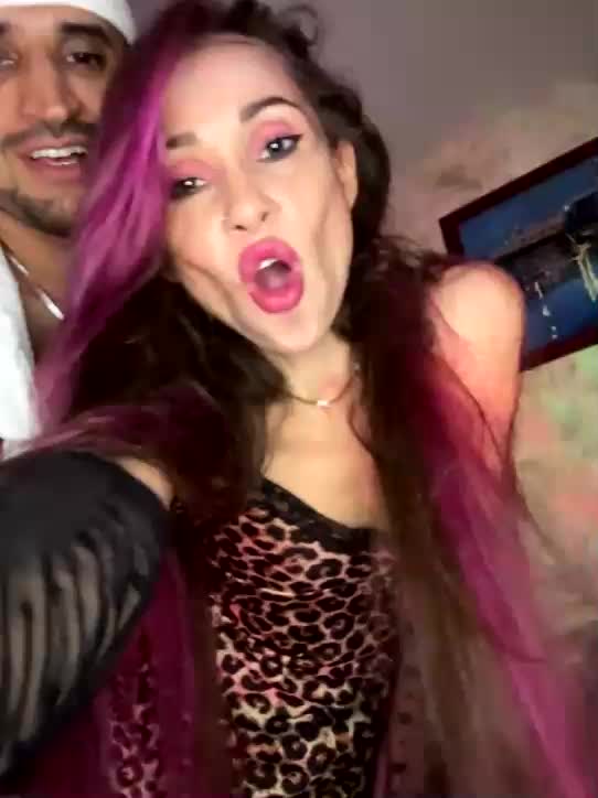 VIP17CoupleDream Adult Chat August 15, 2025