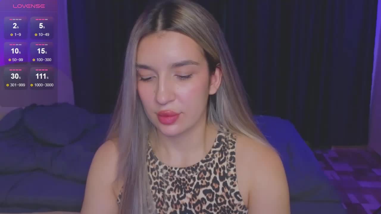 RoxyChilli Adult Chat August 15, 2025