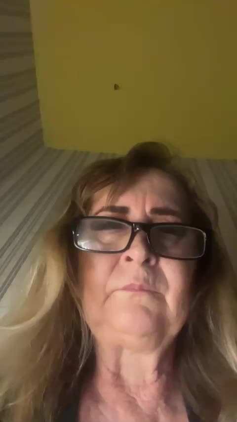 Alina1965 Adult Chat August 15, 2025