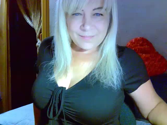 Savan35na Adult Chat August 15, 2025