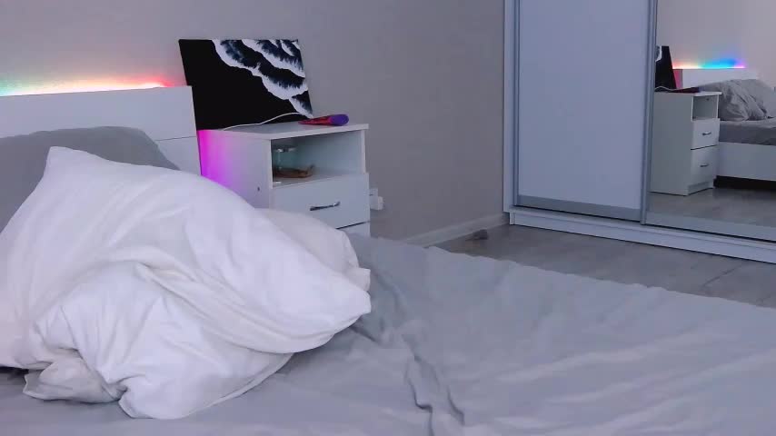 DIANAxxxDIAMOND Adult Chat August 15, 2025