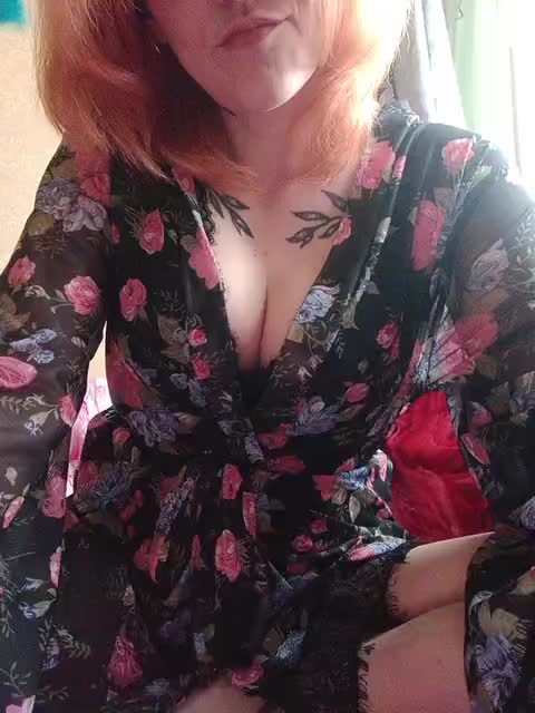 --Mari-- Adult Chat August 15, 2025