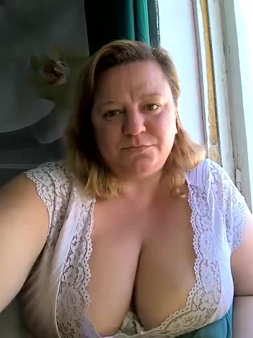 jusichka Adult Chat August 15, 2025