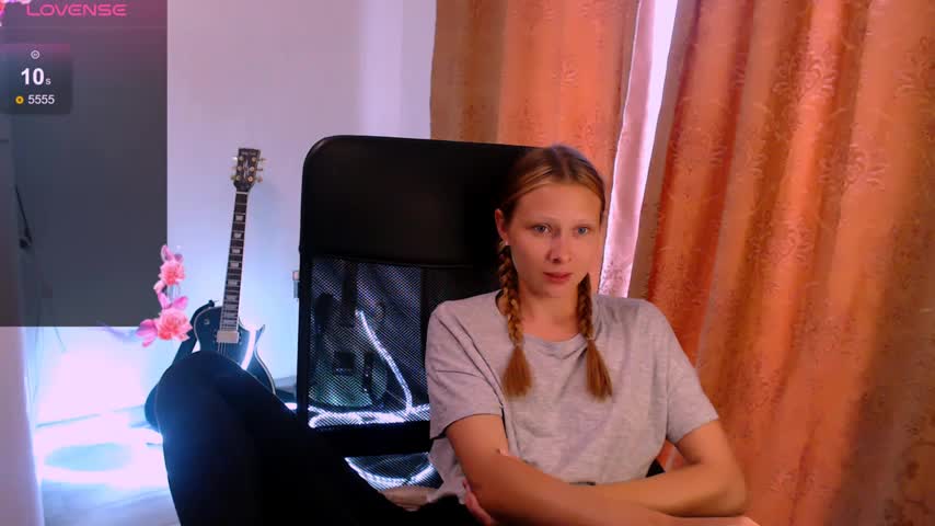 meek_cutie Adult Chat August 15, 2025