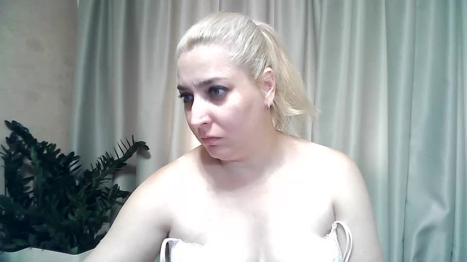 KickaIricka Adult Chat August 15, 2025