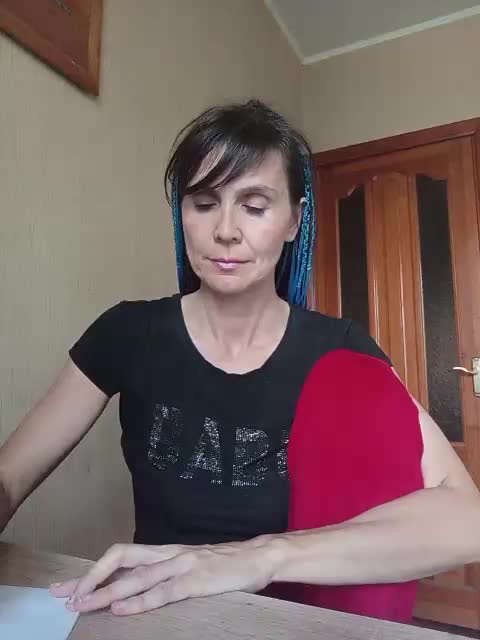 Hellenalonenochka Adult Chat August 15, 2025