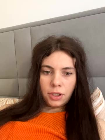 CurlyLara Adult Chat August 15, 2025