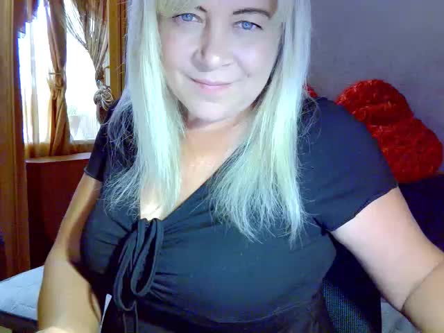 Savan35na Adult Chat August 15, 2025