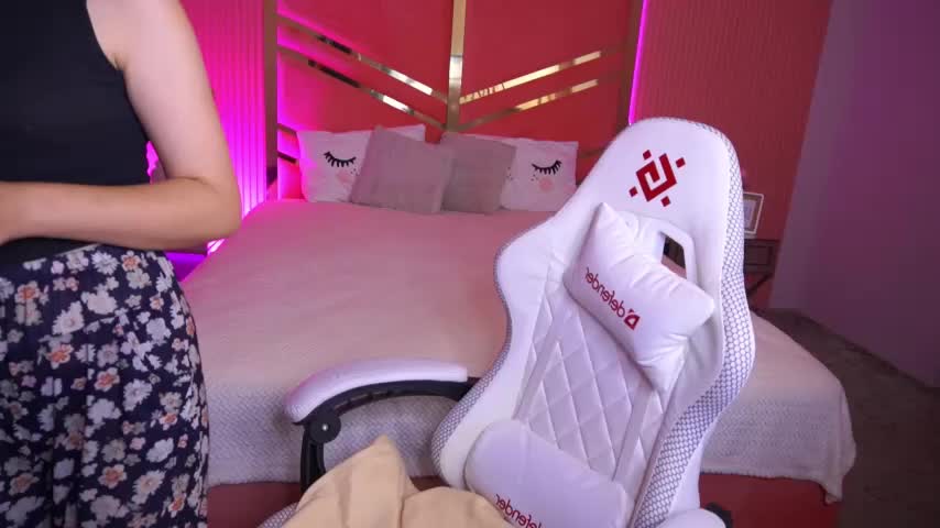 SpicyyDolly Adult Chat August 15, 2025