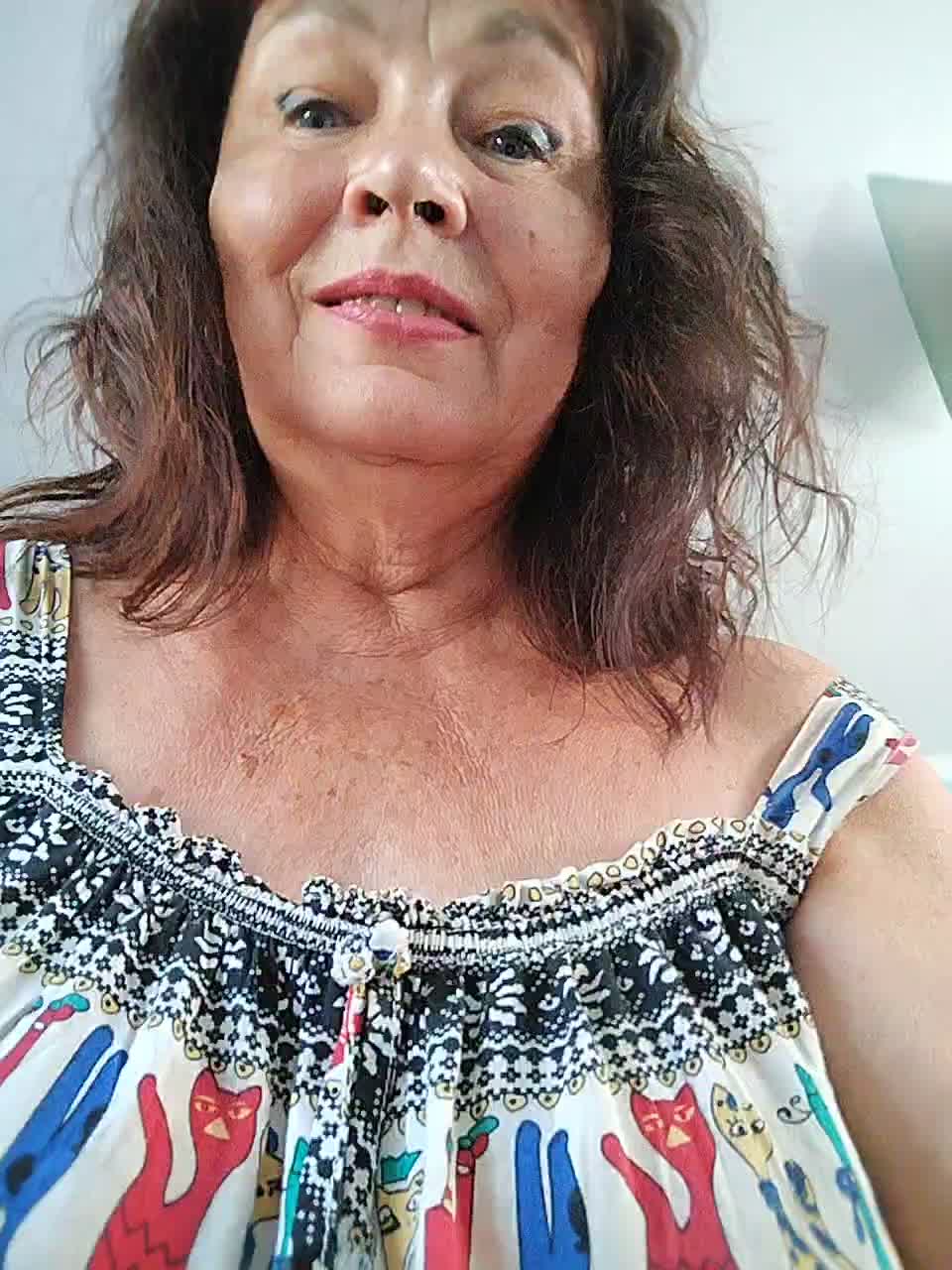 asya18 Adult Chat August 15, 2025