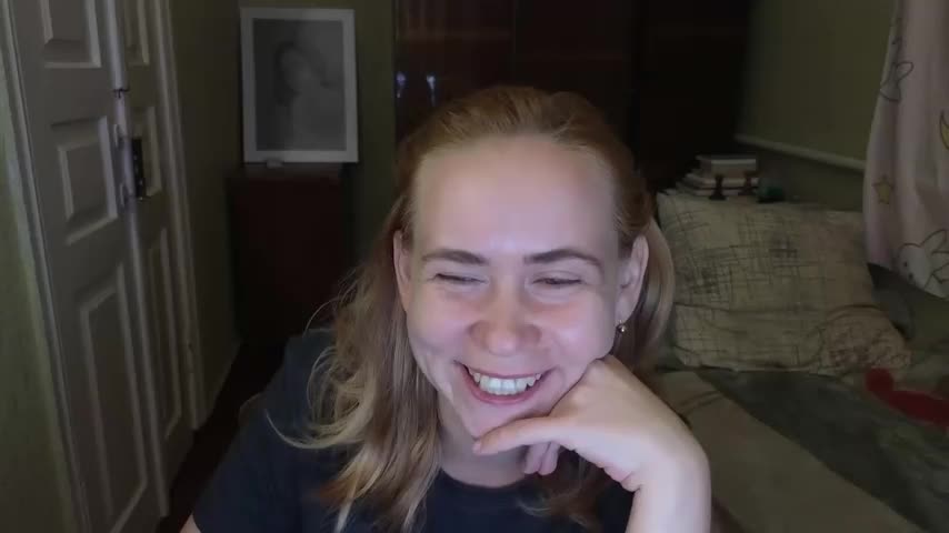 Riley_Roo Adult Chat August 15, 2025