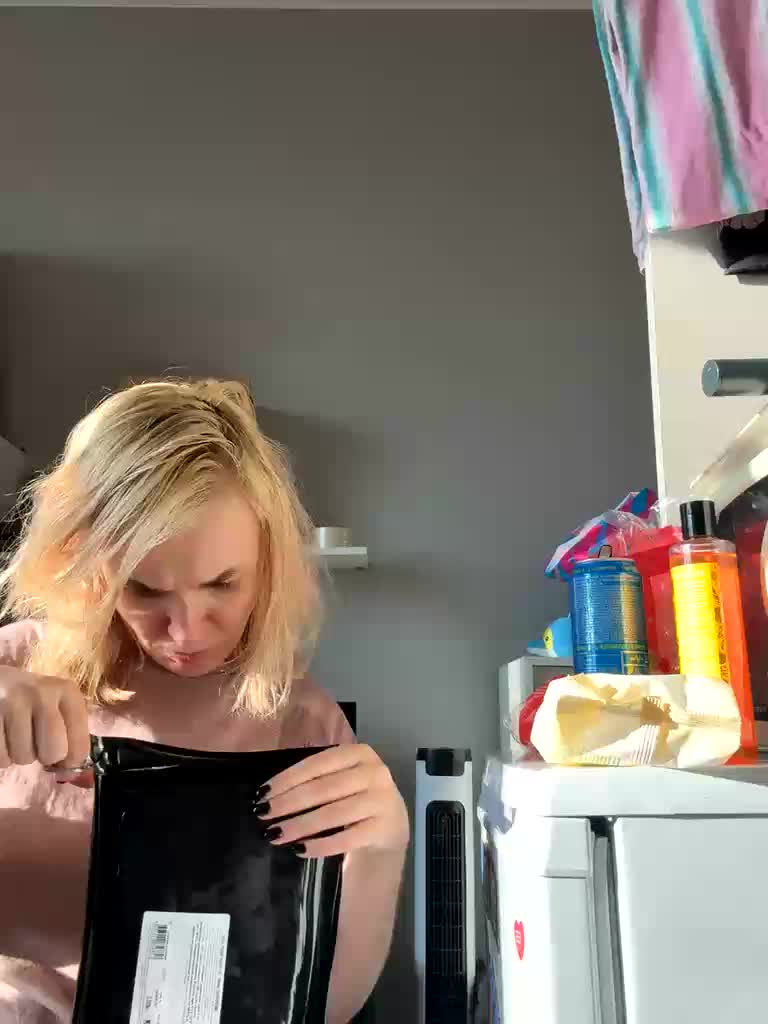 Kinesha Adult Chat August 16, 2025