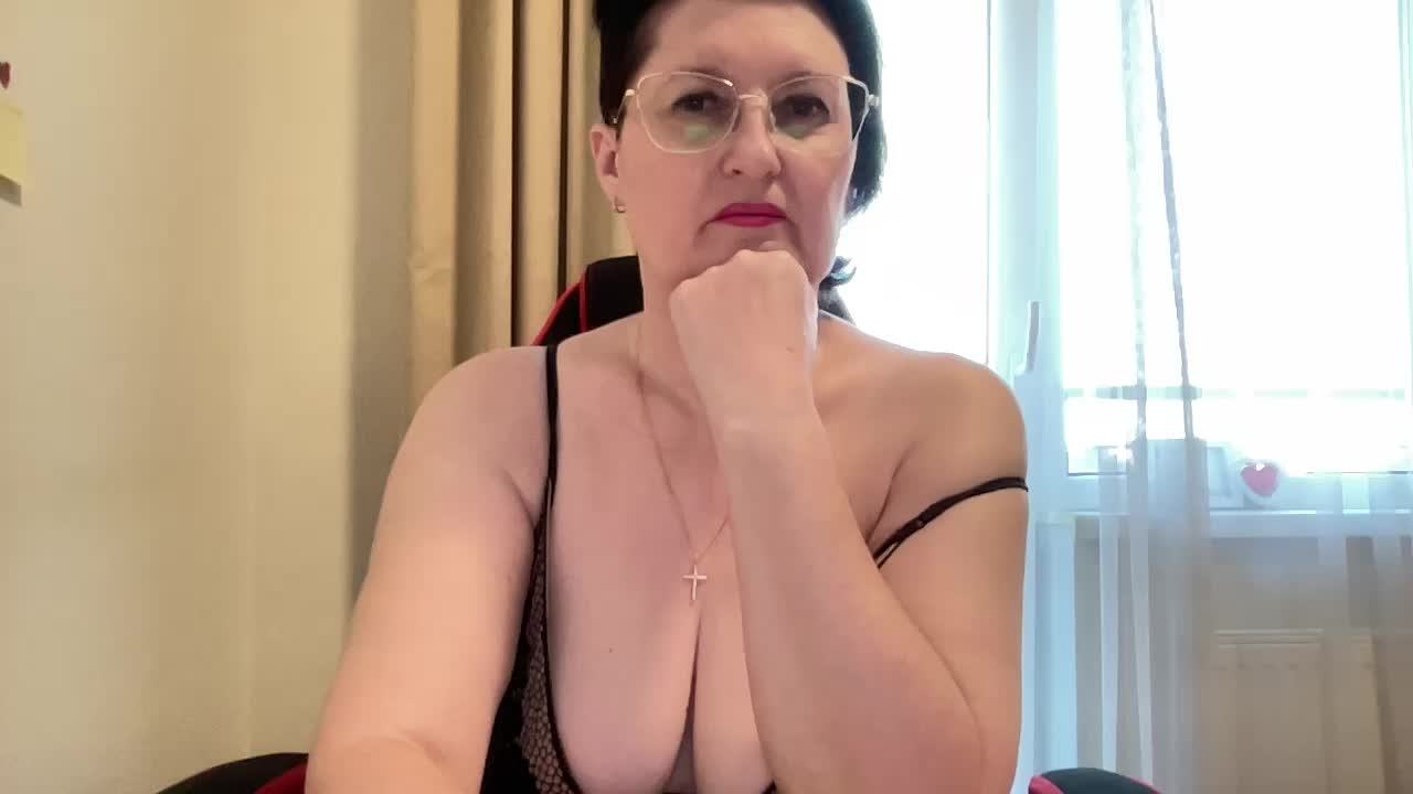 HotMilfPussy Adult Chat August 16, 2025