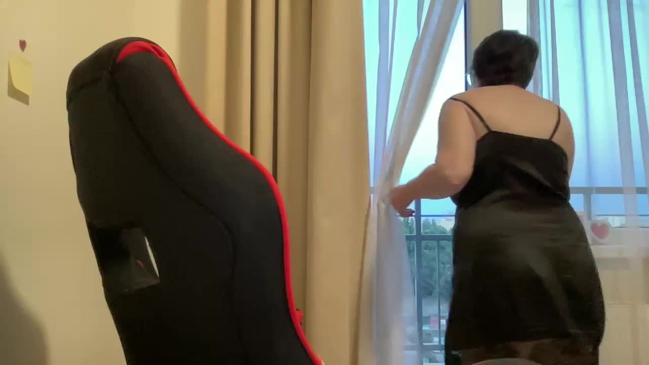 HotMilfPussy Adult Chat August 16, 2025