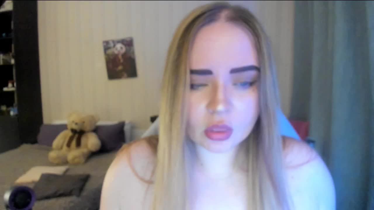 Shy_foxY Adult Chat August 16, 2025