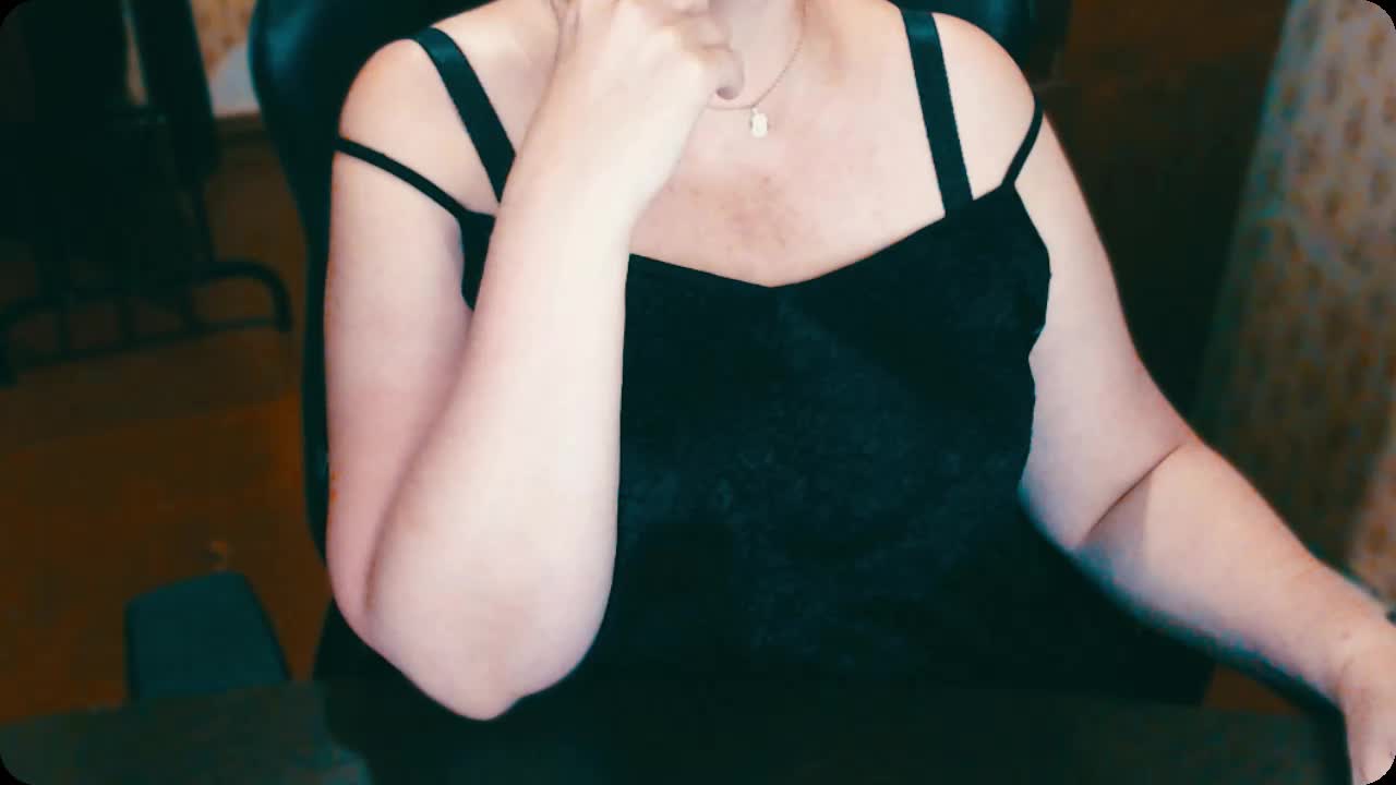 Alisa1917 Adult Chat August 16, 2025