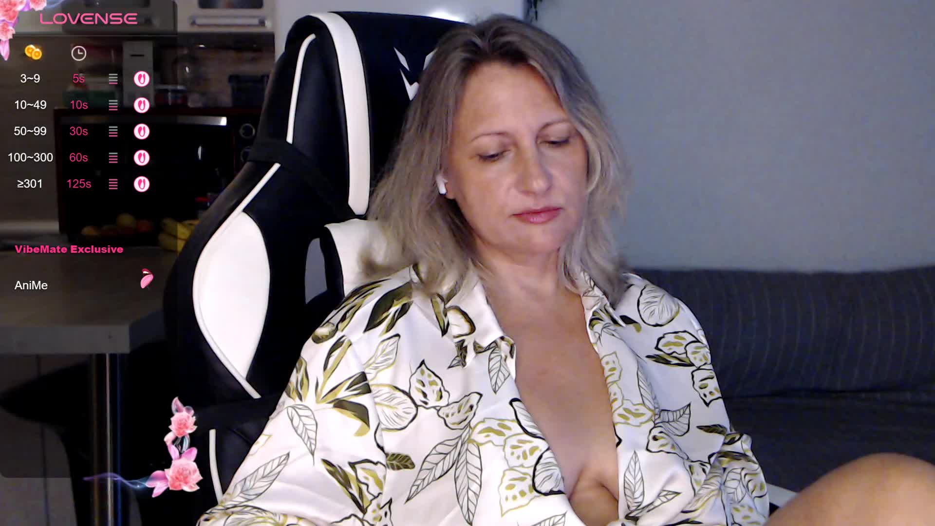 LoveSuperGerl Adult Chat August 16, 2025