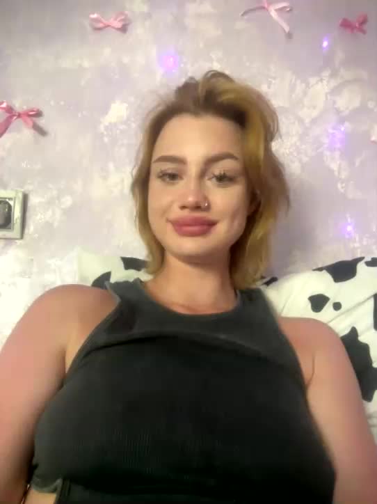 ice-hot Adult Chat August 16, 2025