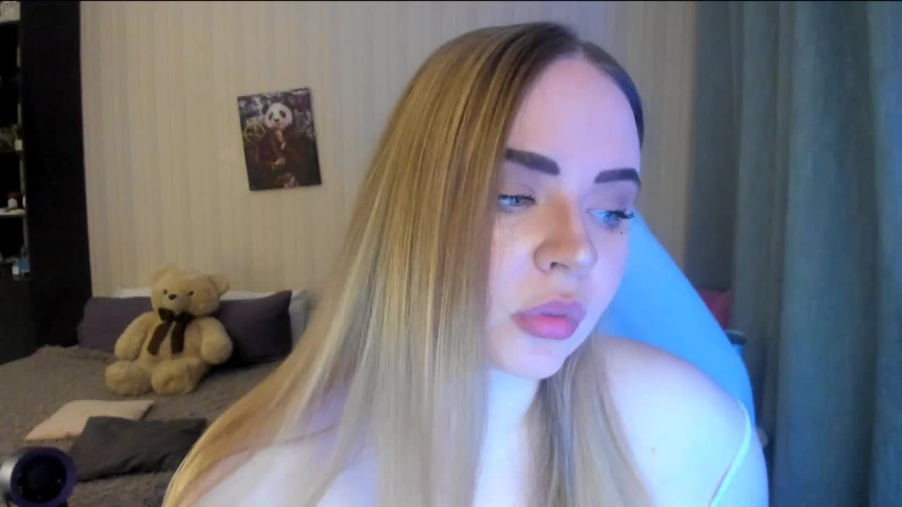 Shy_foxY Adult Chat August 16, 2025